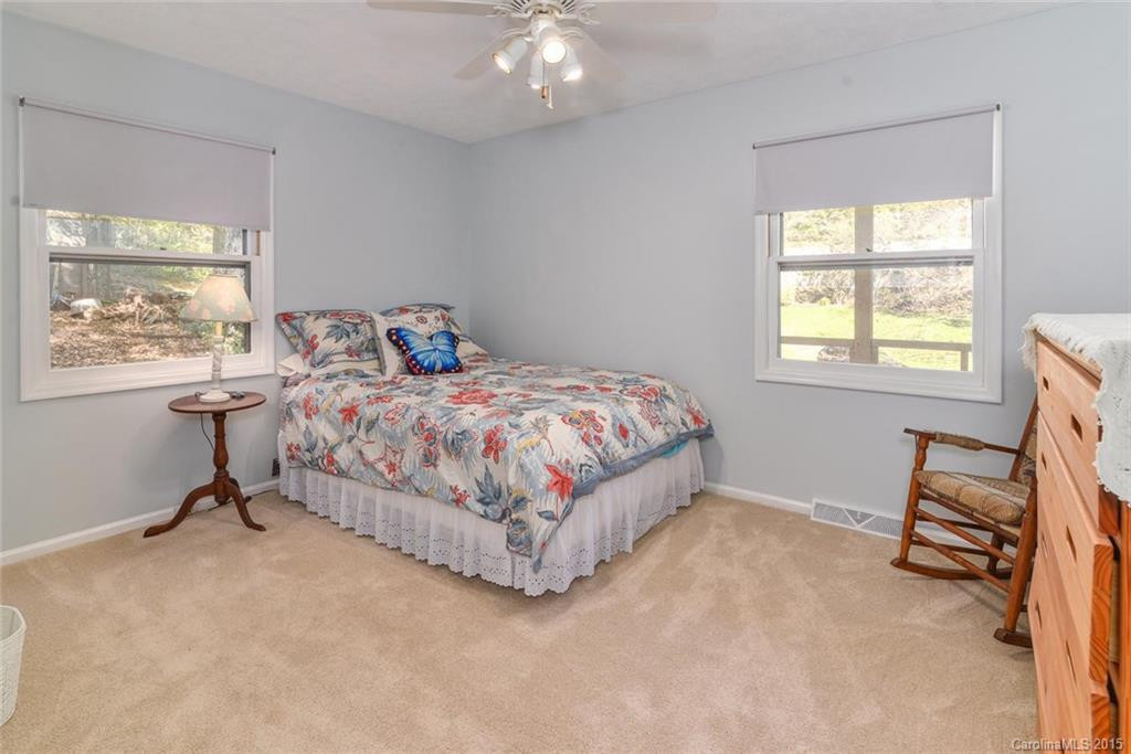 9 Forest Ridge Drive - Photo 18
