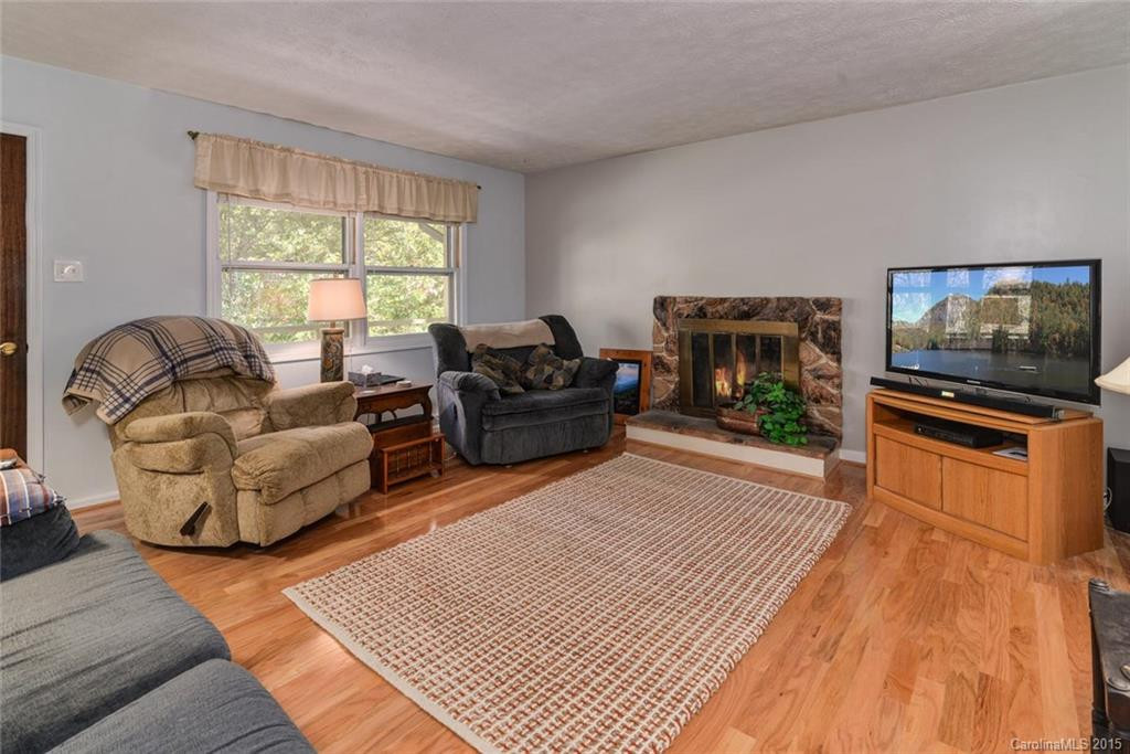 9 Forest Ridge Drive - Photo 5