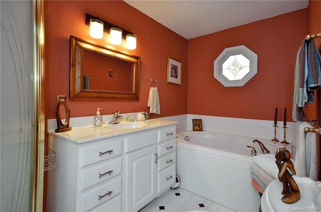 237 Woodys Drive - Photo 17