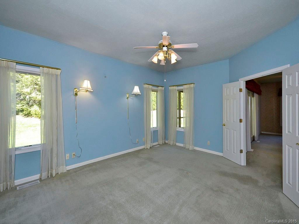 16 Country Meadows Lane #16 - Photo 13