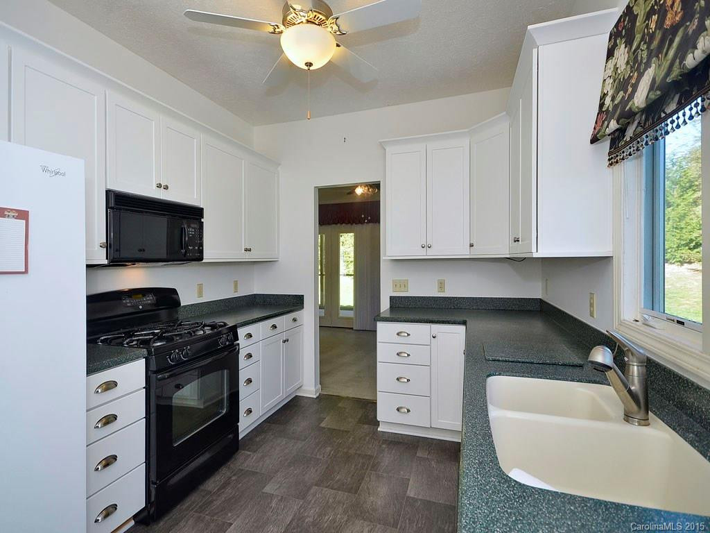16 Country Meadows Lane #16 - Photo 9