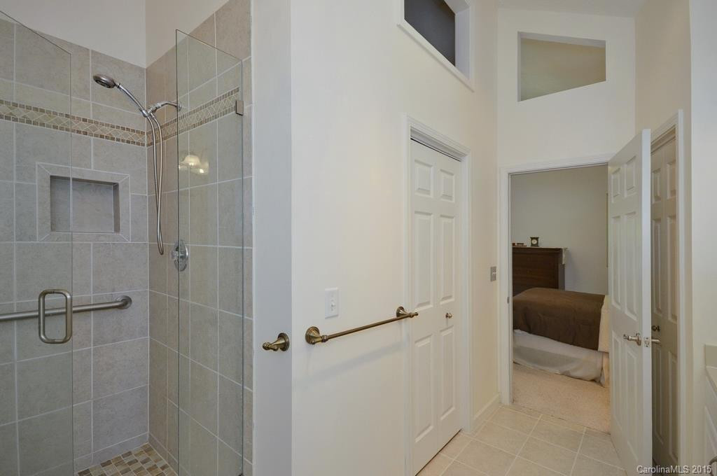 2332 Laurel Park Highway - Photo 15