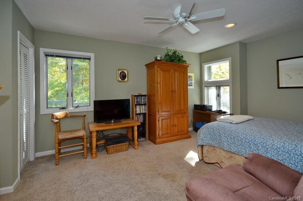2332 Laurel Park Highway - Photo 17