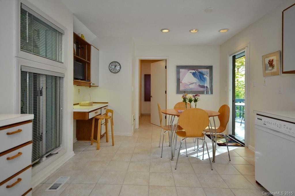 2332 Laurel Park Highway - Photo 8