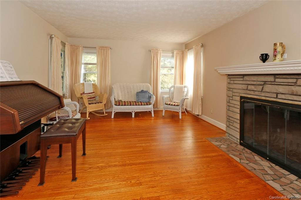 27 Forest View Circle - Photo 8
