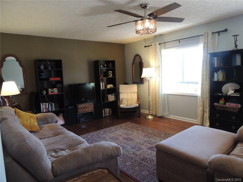 47 Cedar Hill Road - Photo 6
