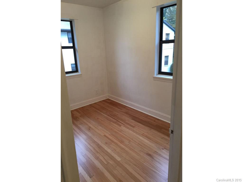 615 Biltmore Avenue #D-1 - Photo 4