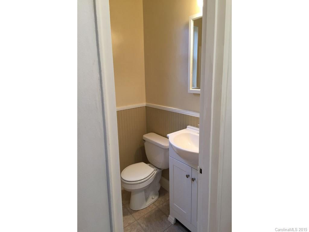 615 Biltmore Avenue #D-1 - Photo 8