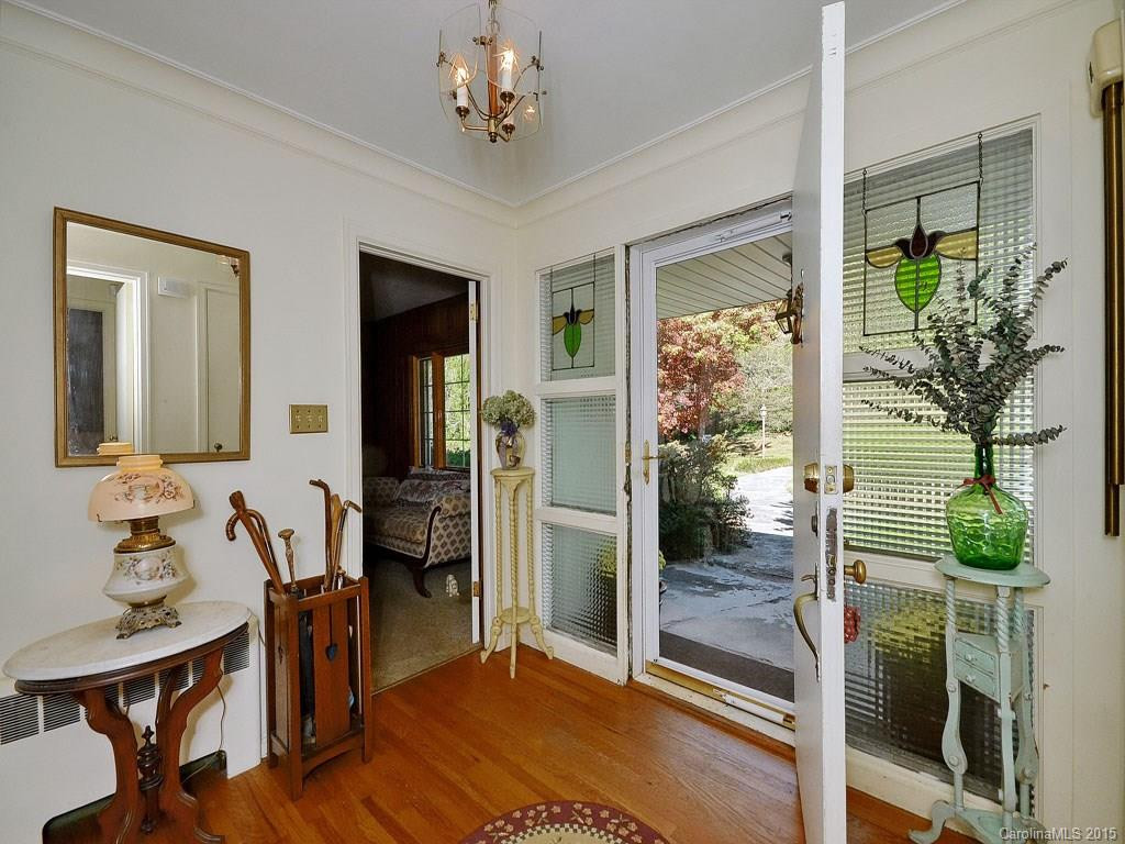 216 Stratford Road - Photo 3