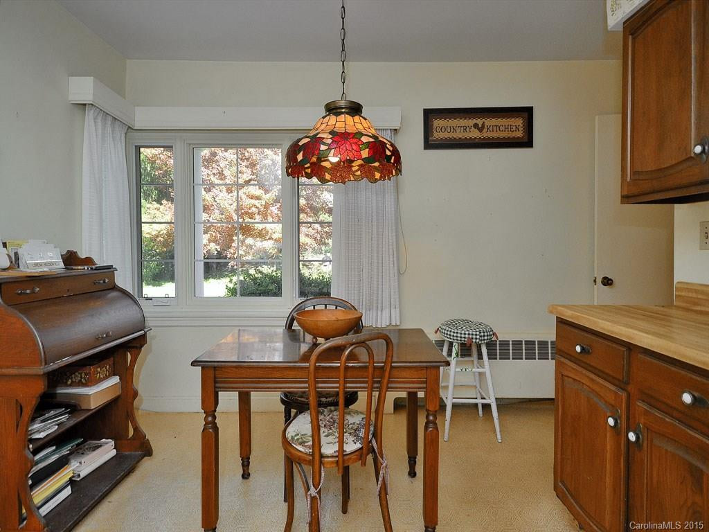 216 Stratford Road - Photo 10
