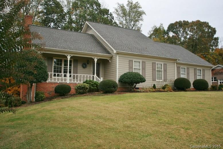 352 Knollwood Drive