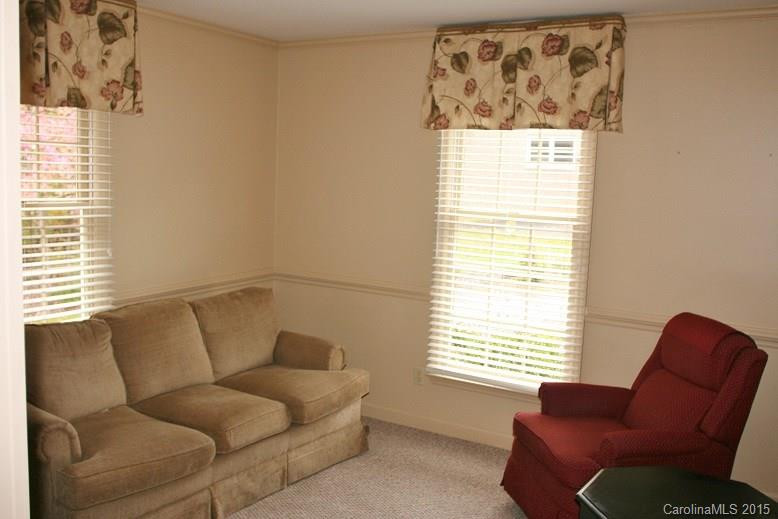 352 Knollwood Drive - Photo 9