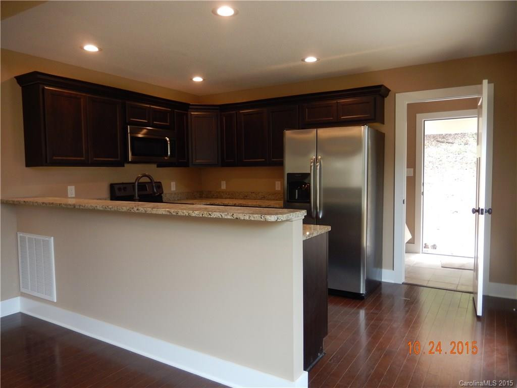 993 Bee Tree Road - Photo 3