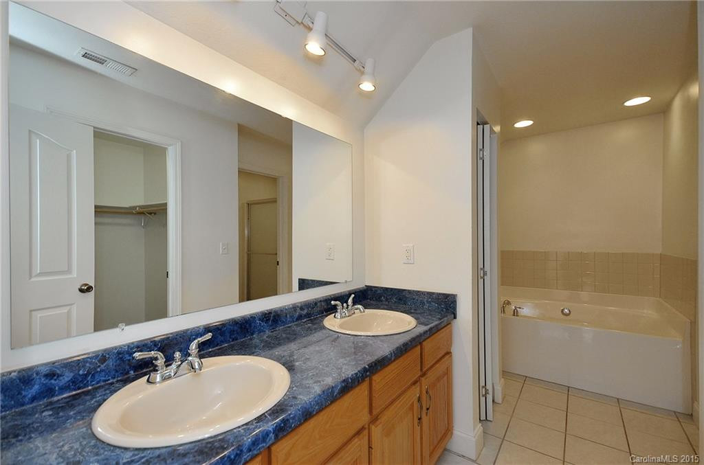 26 Homewood Road - Photo 13