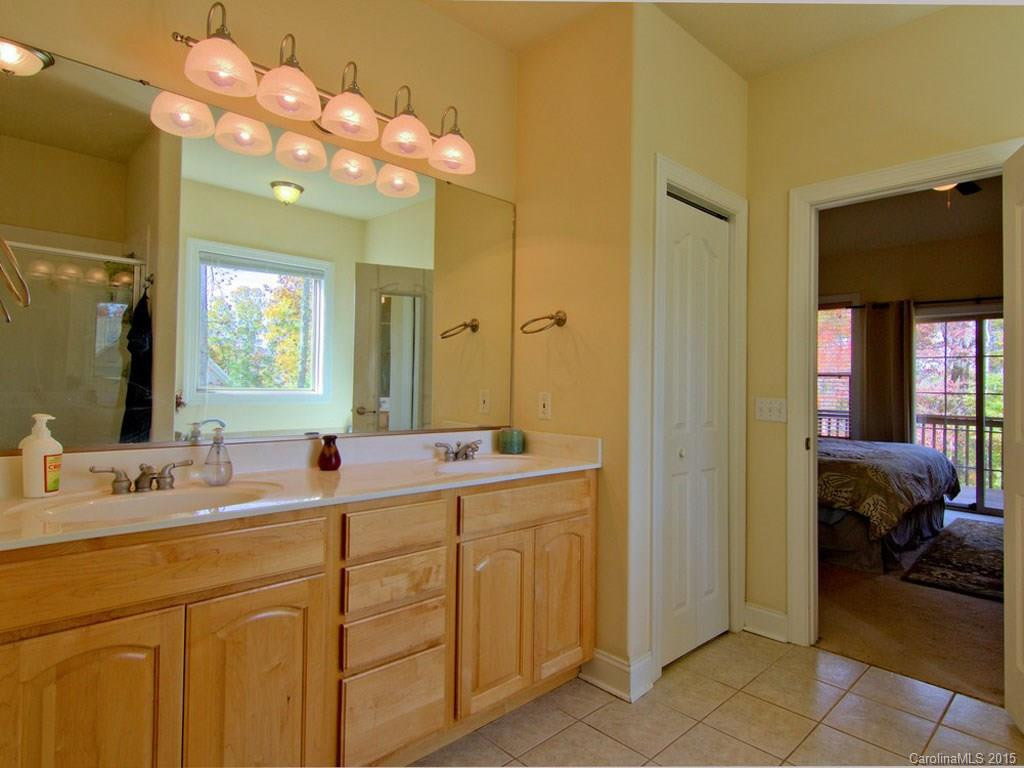 558 Grand Oaks Drive - Photo 12