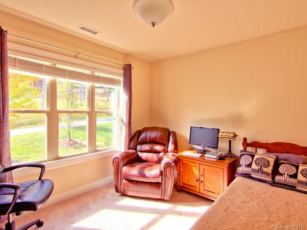 558 Grand Oaks Drive - Photo 14