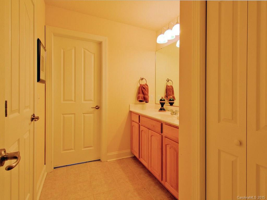 558 Grand Oaks Drive - Photo 16