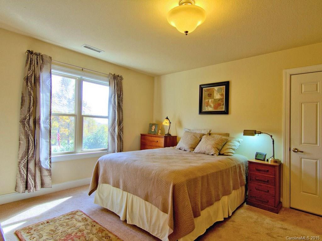 558 Grand Oaks Drive - Photo 17