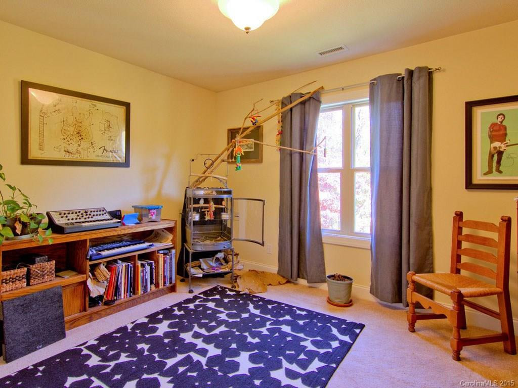 558 Grand Oaks Drive - Photo 18