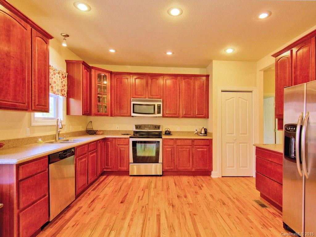 558 Grand Oaks Drive - Photo 7