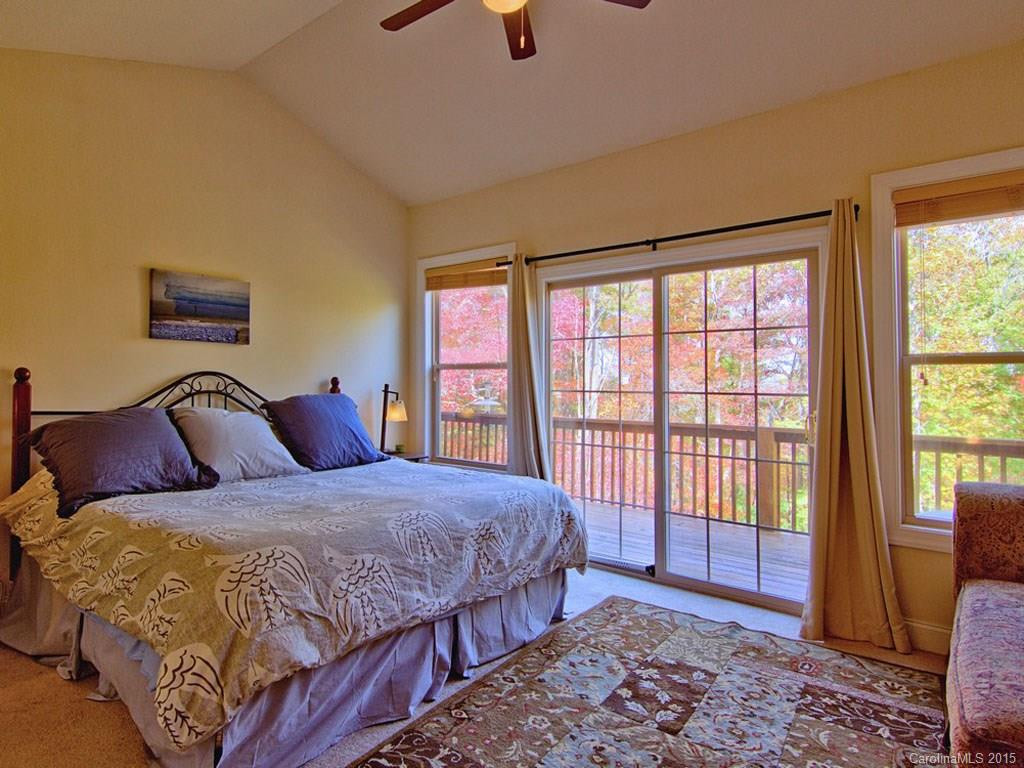 558 Grand Oaks Drive - Photo 10