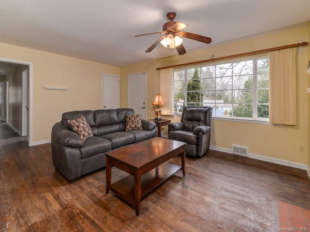 27 Clearbrook Road - Photo 3