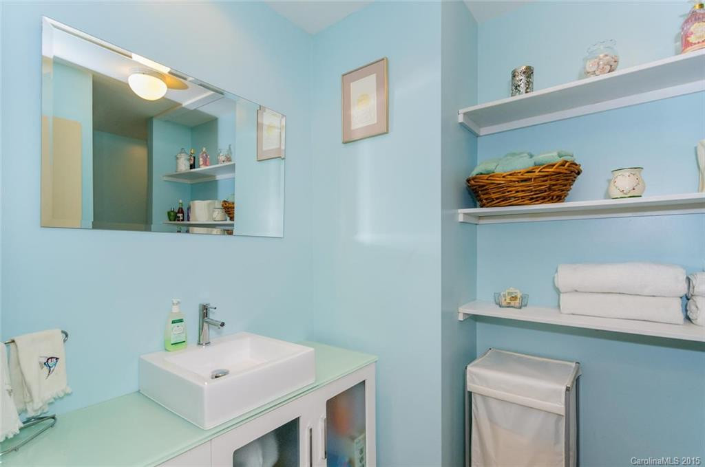 932 Toxaway Drive - Photo 14