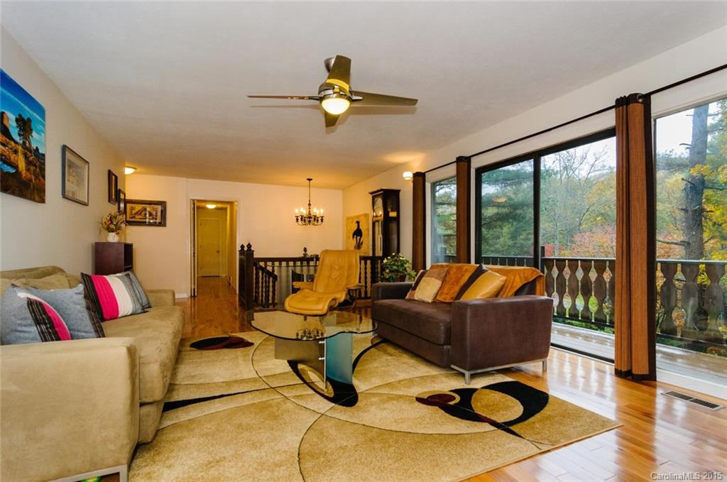 932 Toxaway Drive - Photo 4