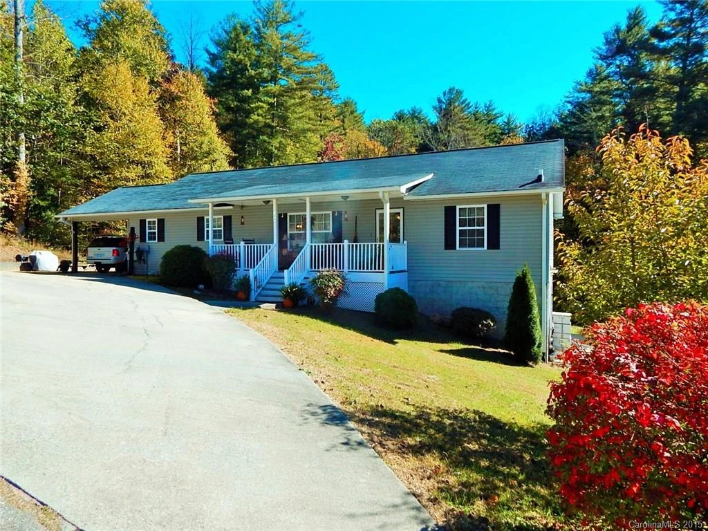 194 Acorn Lane