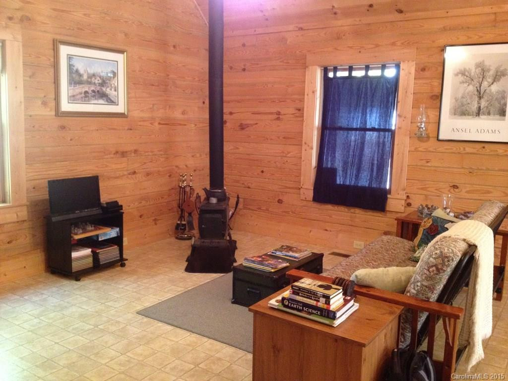 1407 Frog Creek Road - Photo 3