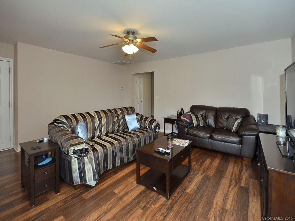 48 Locole Drive #TH63 - Photo 2