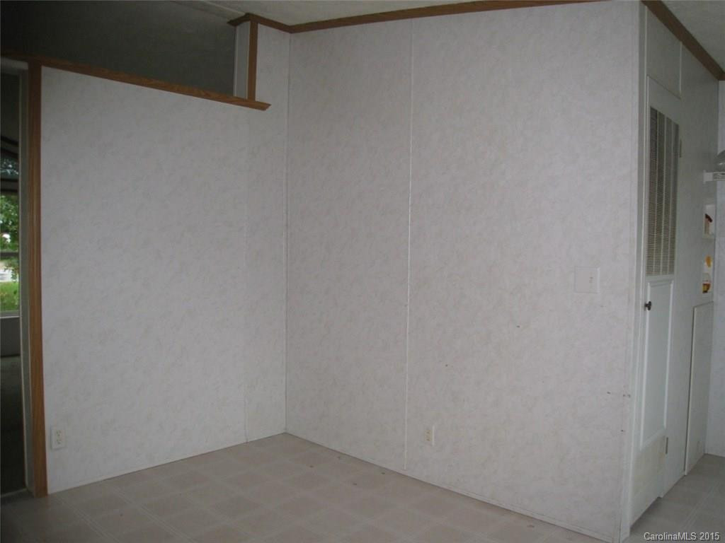28 Motts Drive #13 - Photo 4