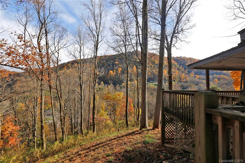 278 Lorraine Drive - Photo 2