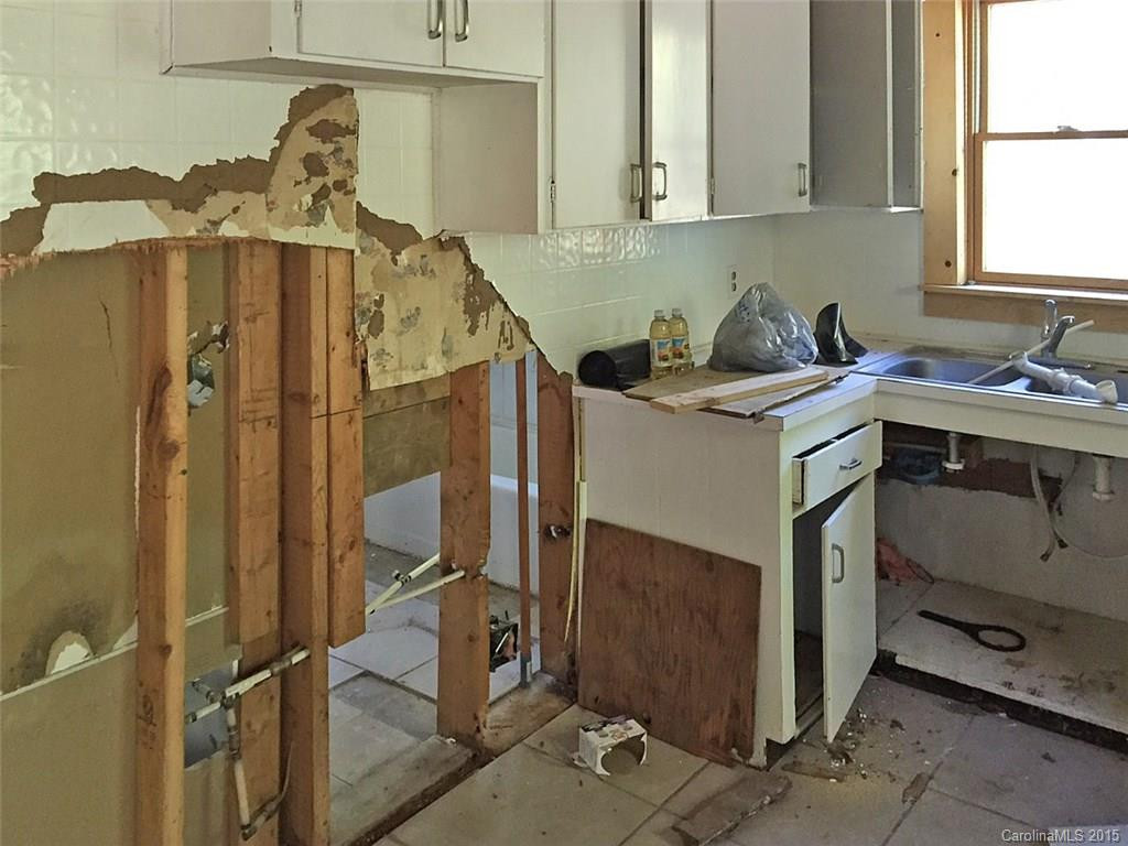 278 Lorraine Drive - Photo 10