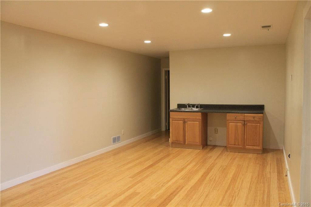 1 Sunset Lane - Photo 9