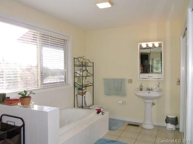 160 Oak Lane - Photo 11