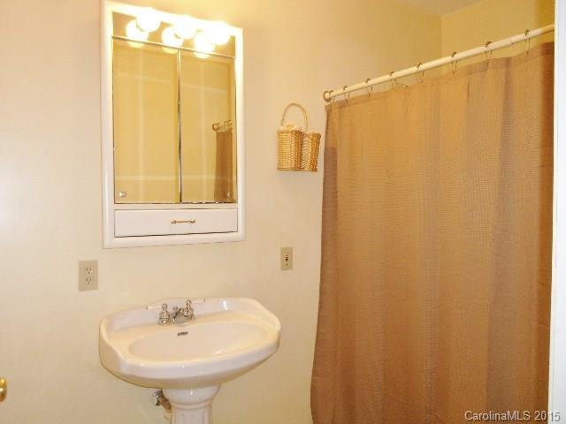 160 Oak Lane - Photo 14