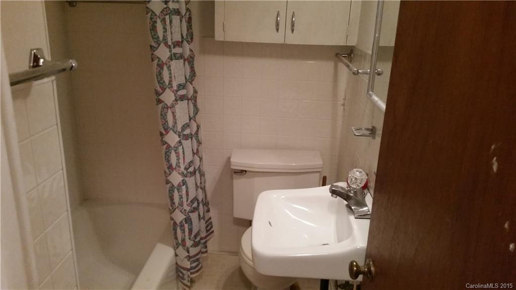 943 Holly Road #14 - Photo 11