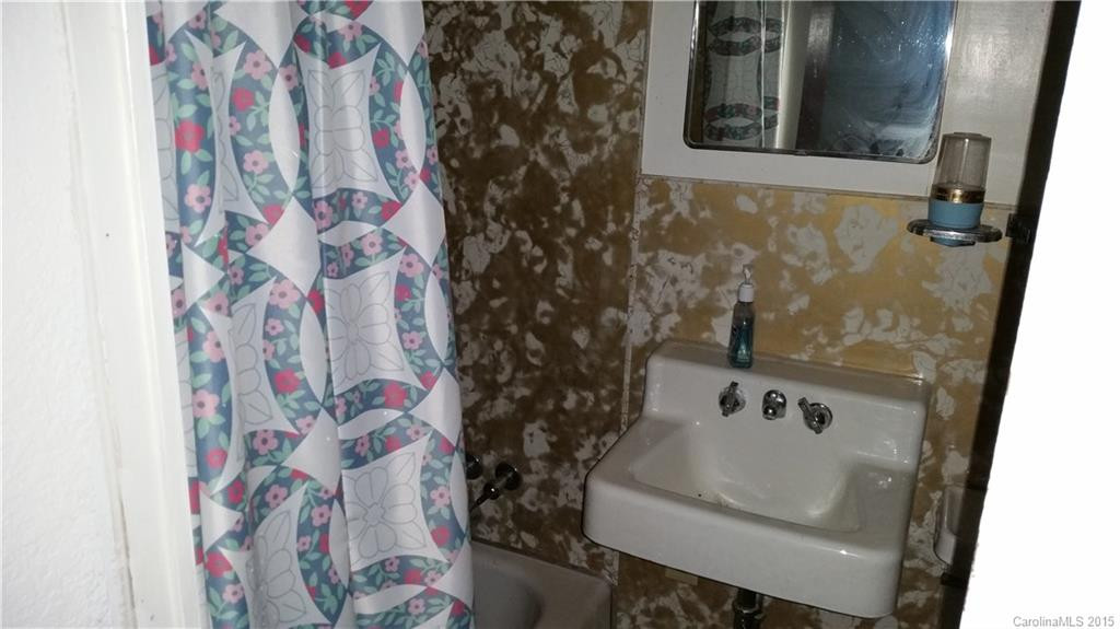 943 Holly Road #14 - Photo 13