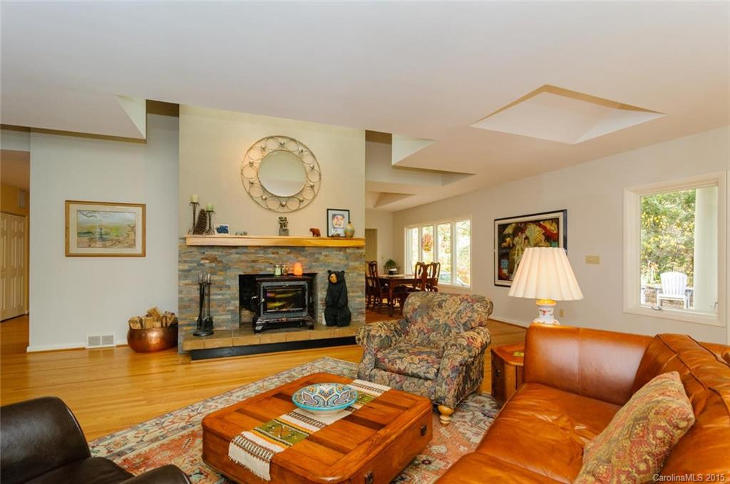 16 Brookwood Road - Photo 3