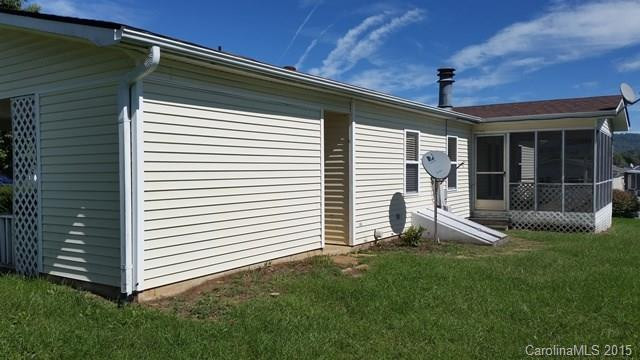 130 Riverwind Drive - Photo 2