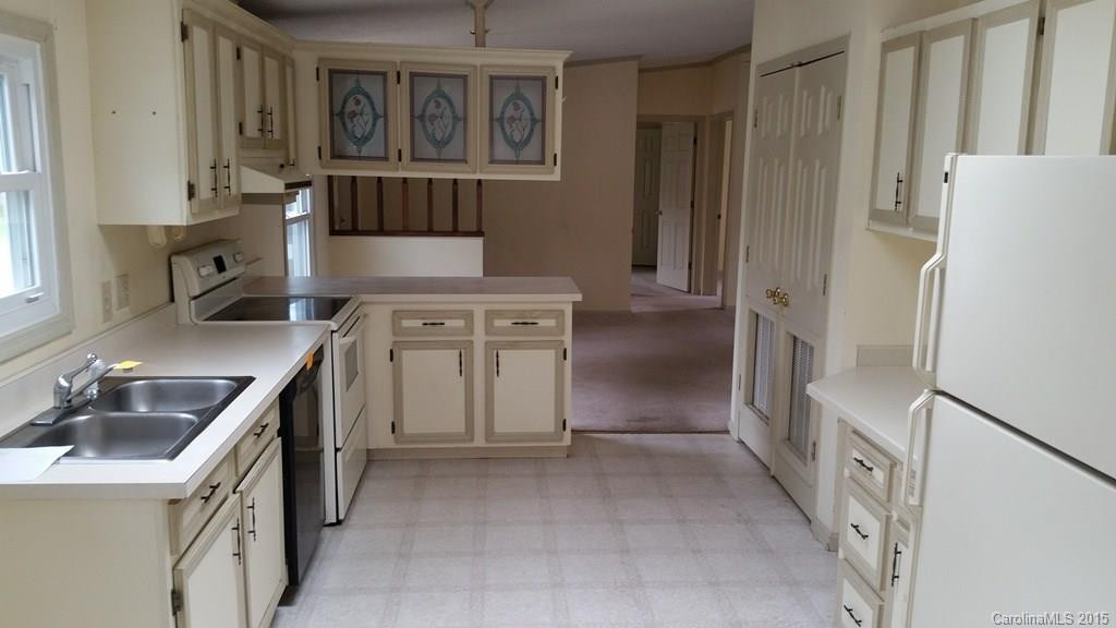 130 Riverwind Drive - Photo 10