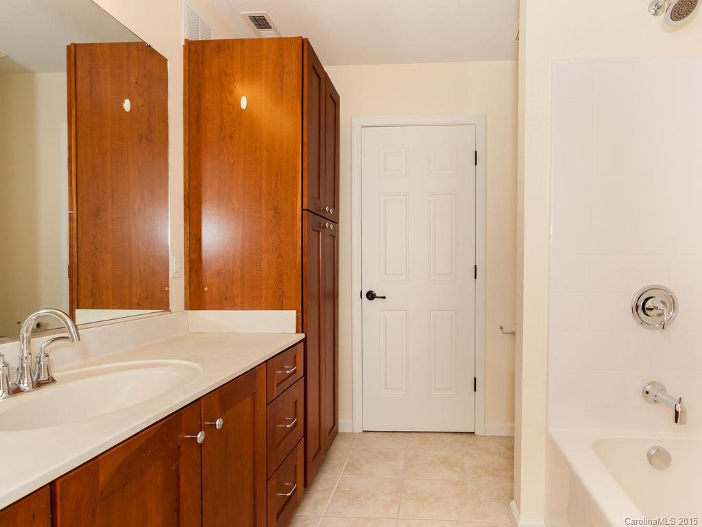 44 Locust Meadow Lane - Photo 18