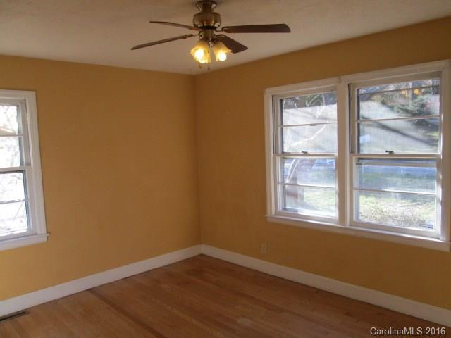 824 Willow Road - Photo 18