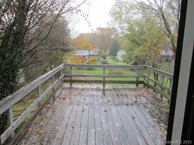 824 Willow Road - Photo 7