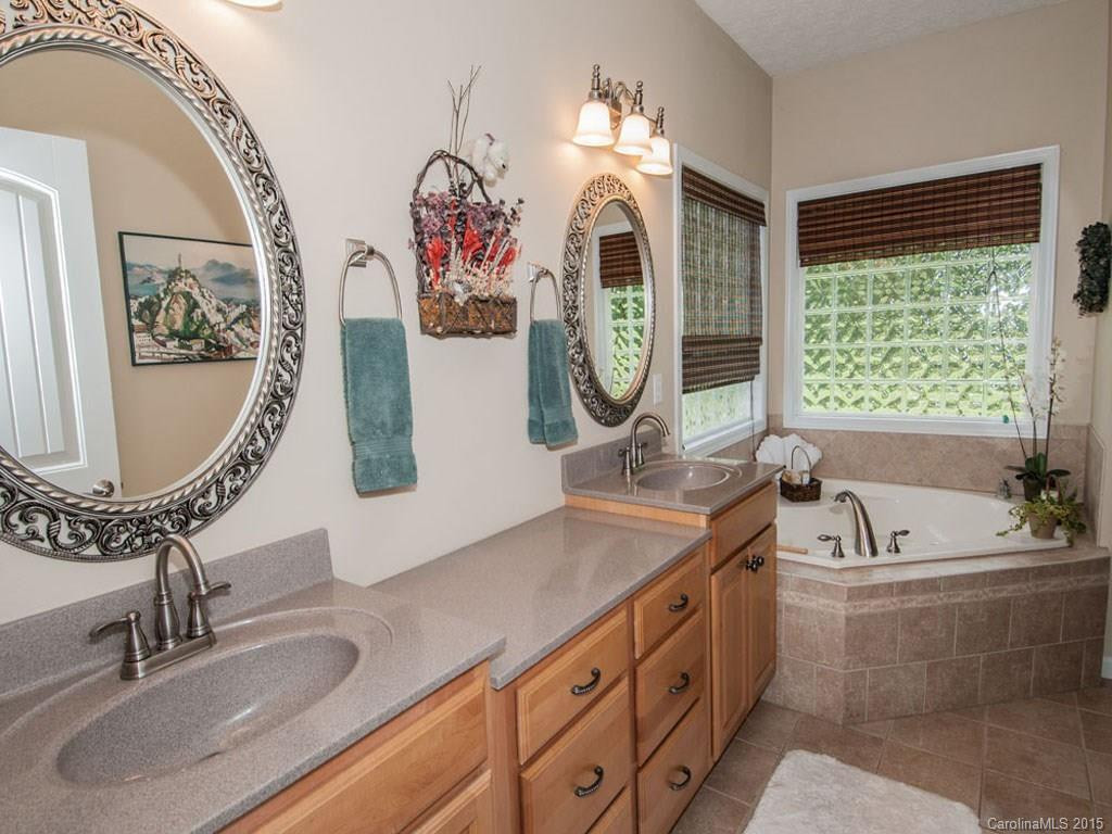 111 Pond View Road - Photo 9