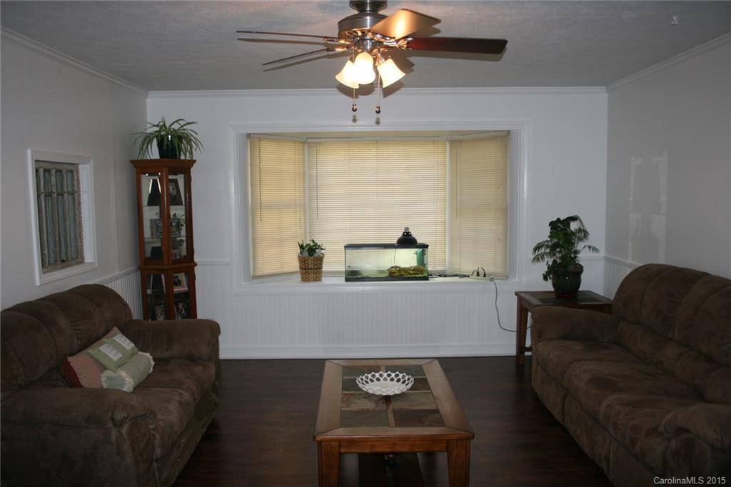 74 Manassas Drive - Photo 3