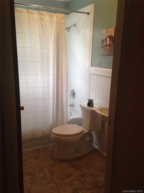 4 Ridgeway Drive - Photo 7