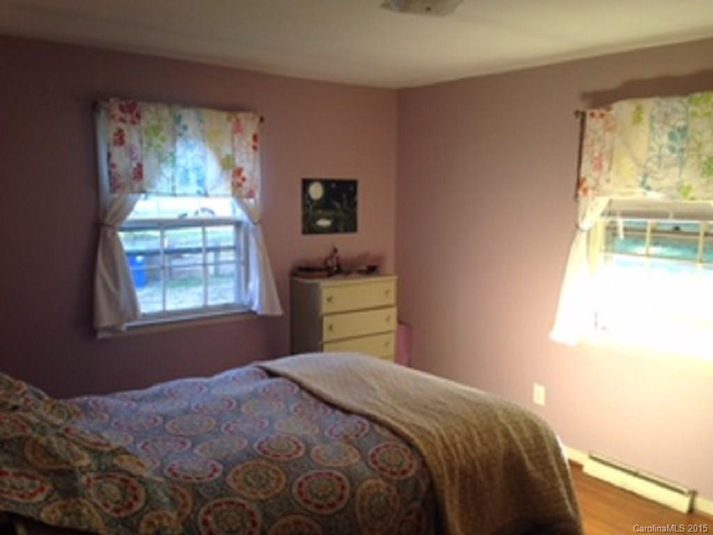 4 Ridgeway Drive - Photo 8