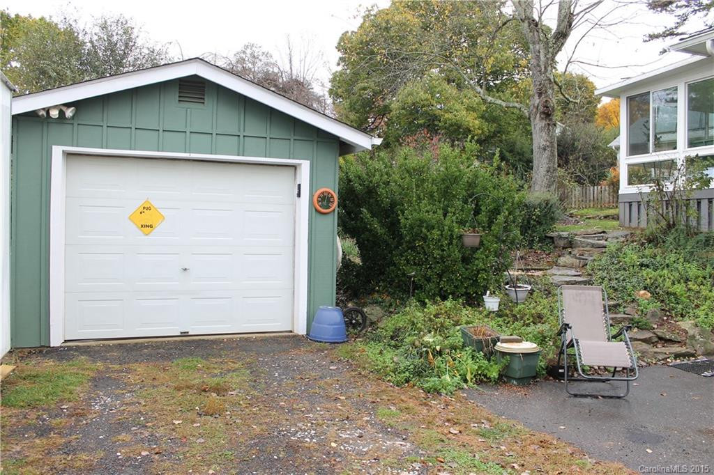 310 Lakewood Drive - Photo 18